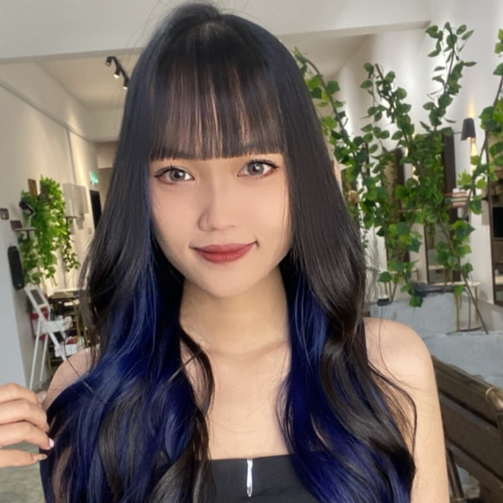 layered long hair style