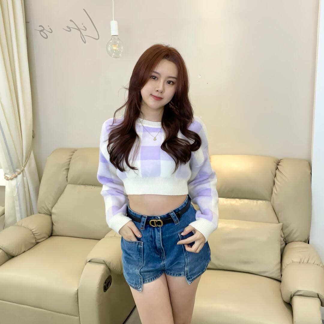 College Girl long length hair style